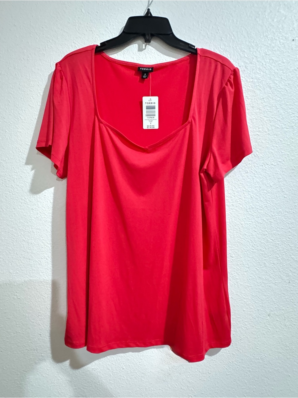 torrid Bright Red Scoop Neck Short Sleeve Tee